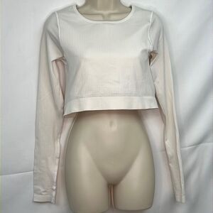 Lululemon Lon sleeve cropped ribbed top with sports bra lining GUC size 8